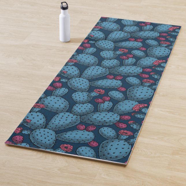 Flowering opuntia yoga mat (In Situ)