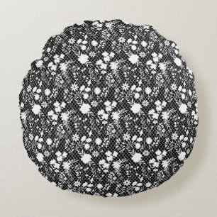 Flowers on net 01.bx4 Black BG Round Pillow