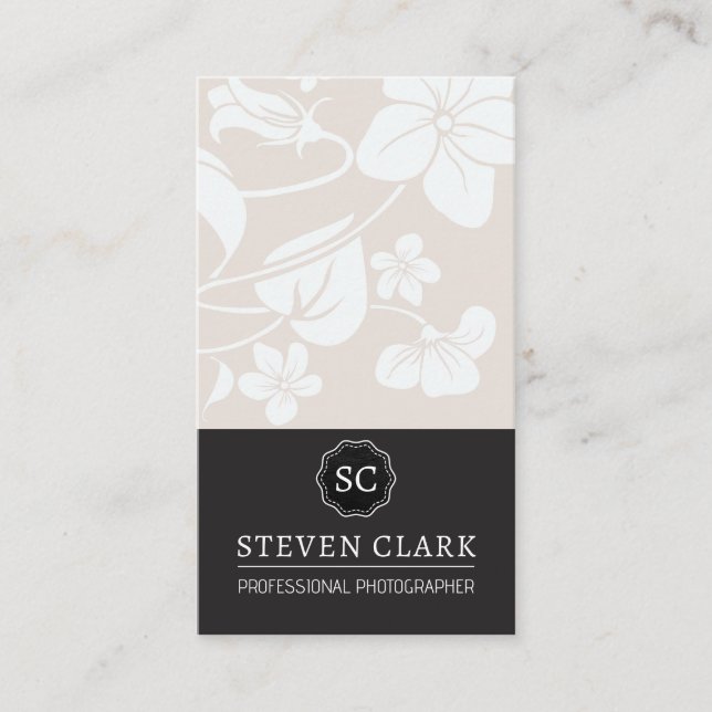 Flowers Pattern | Elegant Business Card (Front)
