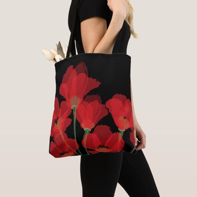 Fluers de Pavot Rouge sur Noir Tote Bag (Close Up)