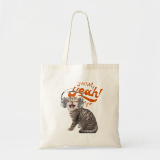 Fluttering cat tote bag