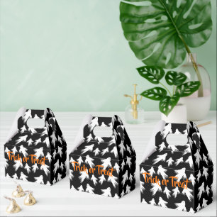 Flying Ghosts Trick or Treat Goodie Box