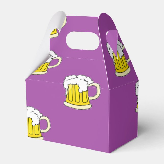 Foaming beer cup on purple favor box (Front Side)