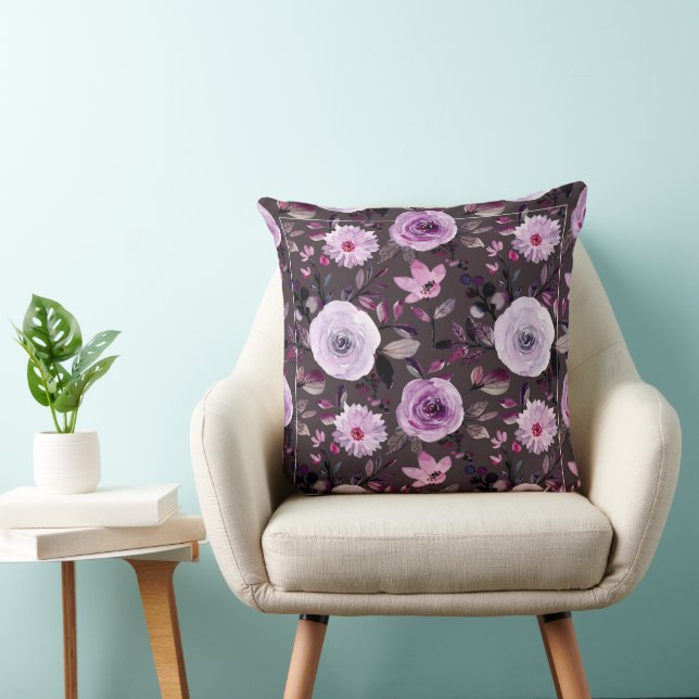 foliage pattern, botanical leaves, nature design,  throw pillow (Chair)