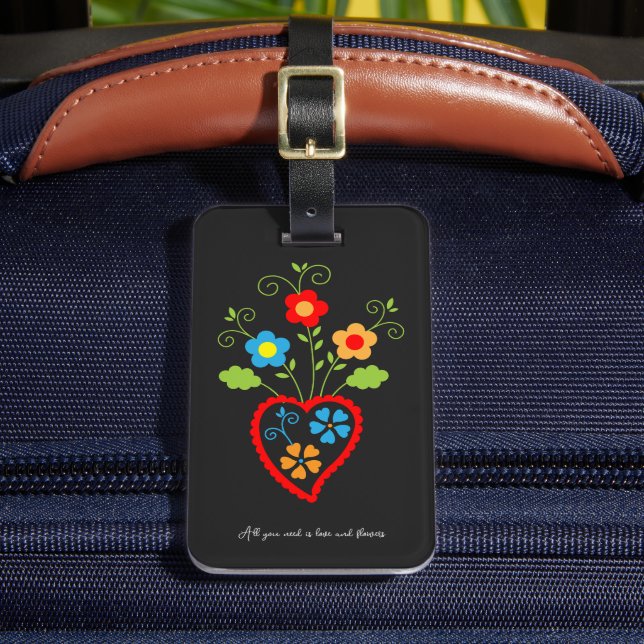 Folk portuguese blooming heart luggage tag (Front Insitu 2)