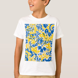 Folklore pattern with Ukrainian flag colors   T-Shirt