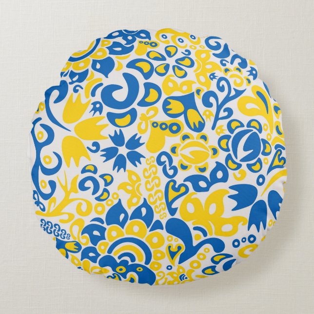 Folklore pattern with Ukrainian flag colours Round Pillow (Front)