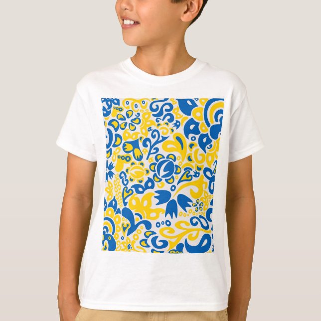 Folklore pattern with Ukrainian flag colours   T-Shirt (Front)
