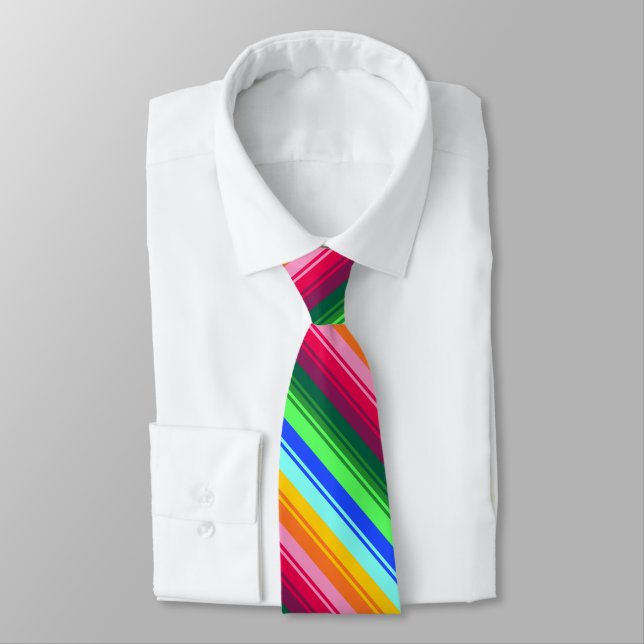 Folkloristic patterns abstraction tie (Tied)