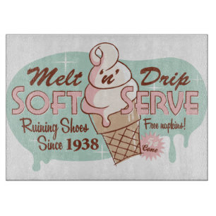 Fondez la planche à découper molle de crème glacée