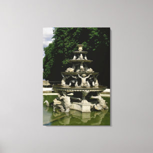 Fontaine de la Pyramide Canvas Print