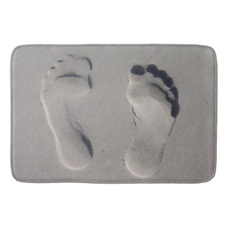 Footprints in the sand bath mat