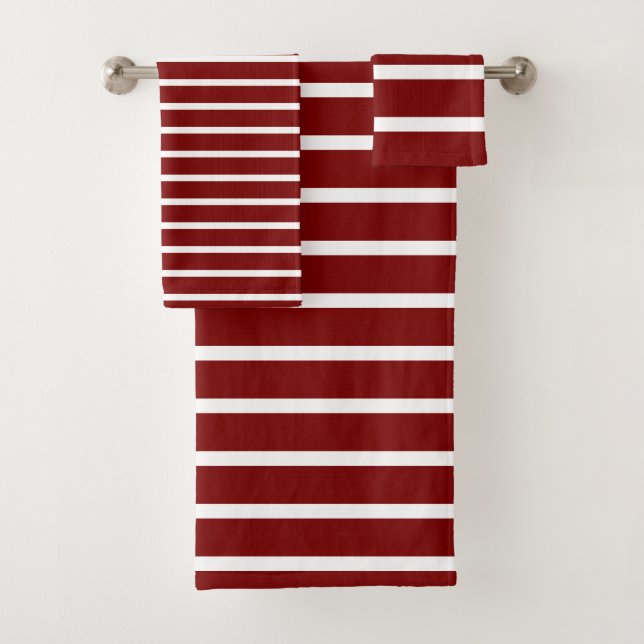 For Elegant Homes – Deep Red & White Striped  (En situation)