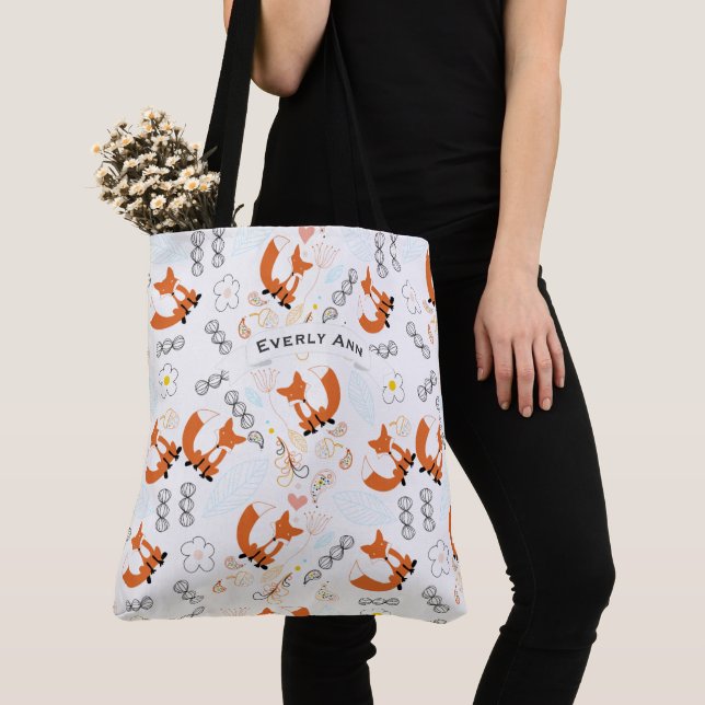 Forest Animals Fox and Acorn Pattern Tote Bag (Close Up)