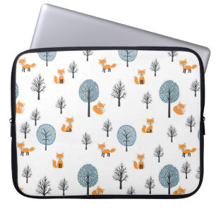 Forest Foxes: Vintage White Background Laptop Sleeve