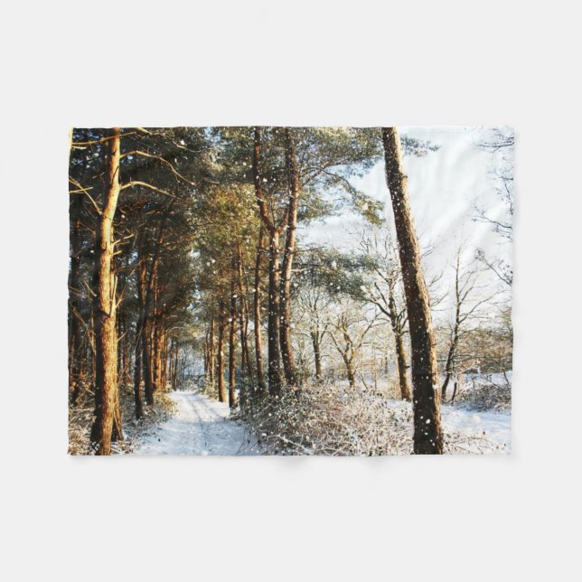 Forest Snow Scene fbcna Fleece Blanket (Front (Horizontal))