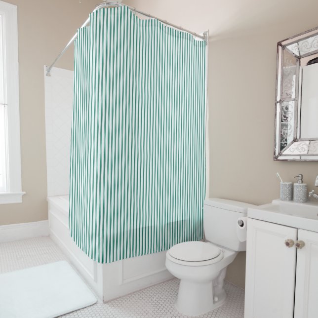 Forrest Green Ticking Stripe Douche rideau (En situation)