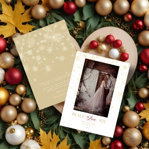 Foto de copos de nieve dorados de la primera Navid Holiday Card