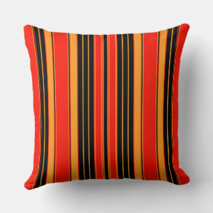FOUDA WOMAN KABYLE Z IMAZIGHEN THROW PILLOW