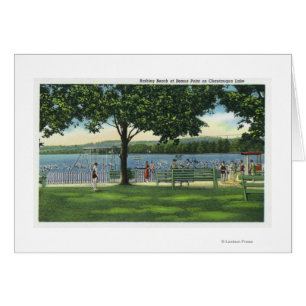 Foules à la plage et au parc sur Chautauqua
