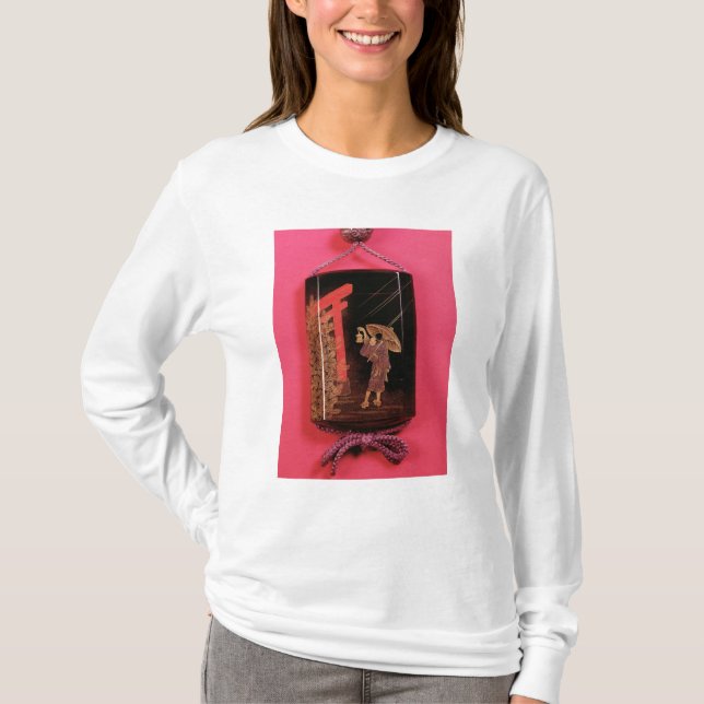 Four case inro depicting a man sheltering T-Shirt (Front)