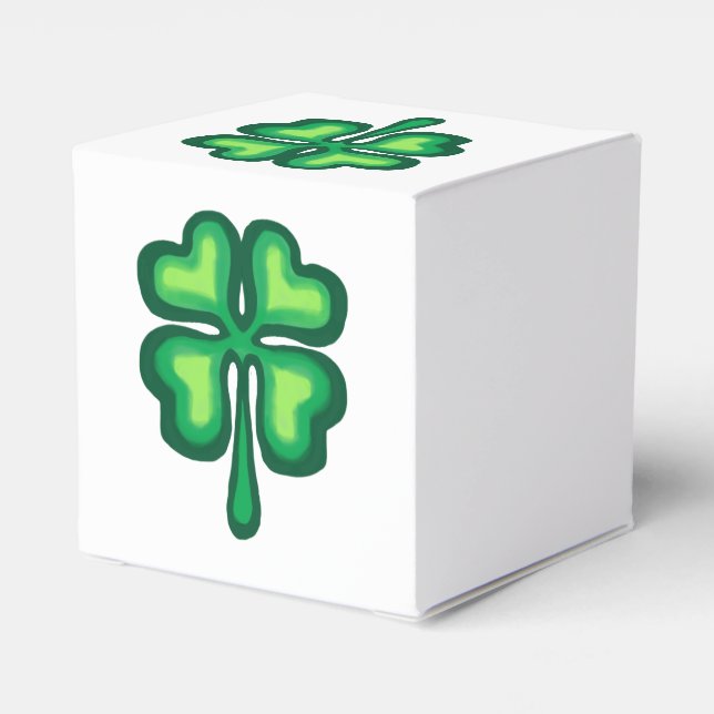 Four leaf clover for St Paricks Day Favor Box (Back Side)