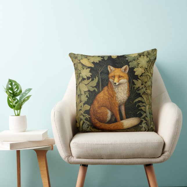 Fox in the forest, Art nouveau style Throw Pillow (Chair)