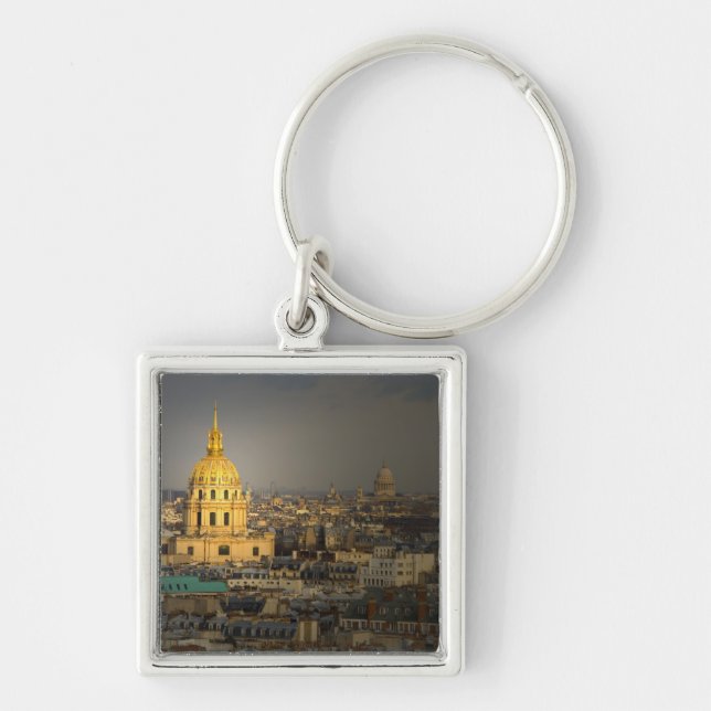 France, Paris. Les Invalides seen from the Keychain (Front)