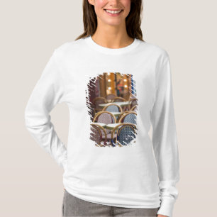 FRANCE, PARIS, Montmartre: Place du Tertre, Cafe 2 T-Shirt