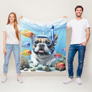 Französische Bulldogge beim Schnorcheln Fleece Blanket