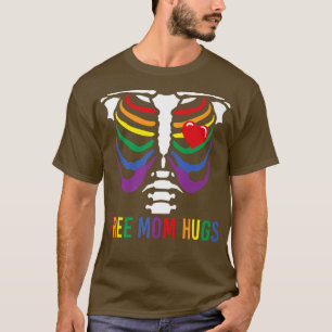 Free Mom Hugs Skeleton Rainbow LGBT Lesbian Gay Pr T-Shirt
