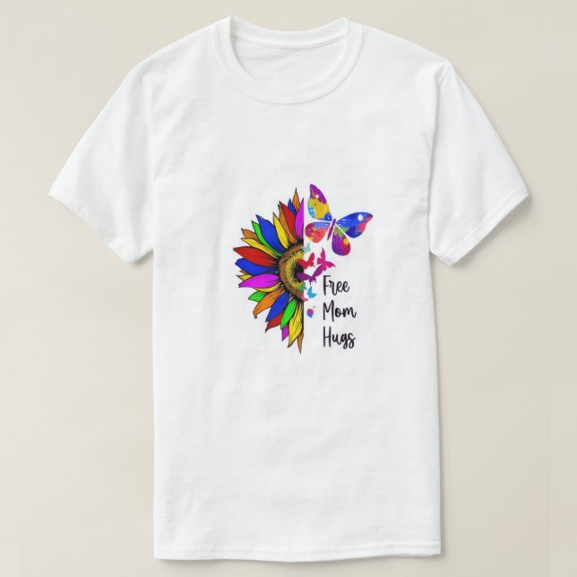 free-mom-hugs T-Shirt (Design Front)