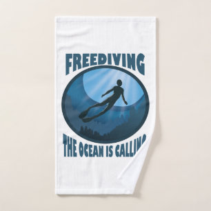 Freediving - L'Océan Appelle Le Plongeur Sous-Mari