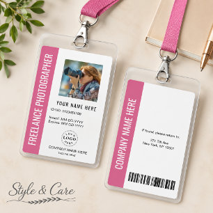 Freelance Photographer Badge in Bright Fuchsia