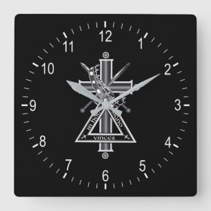Freemasonic cross square wall clock