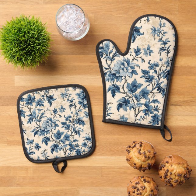French Country Blue Toile  Oven Mitt & Pot Holder Set (Top Down)