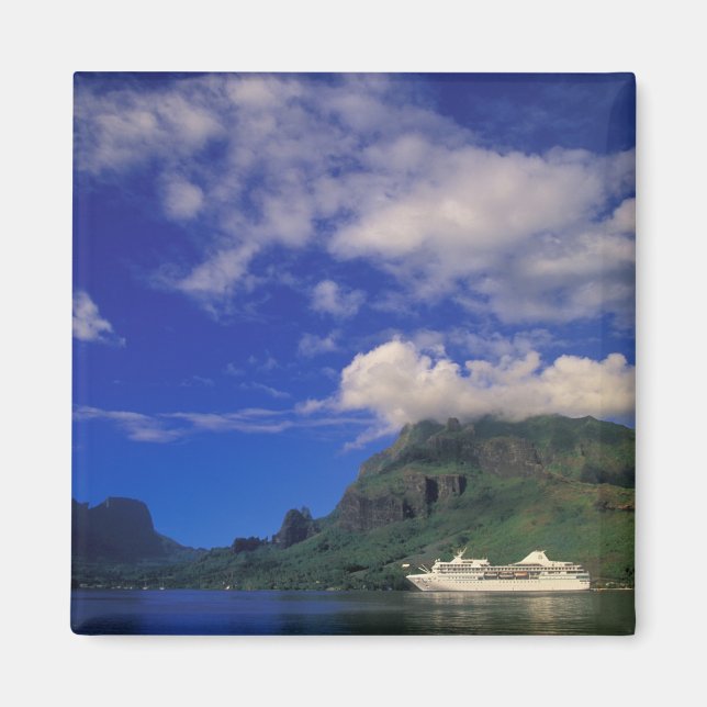 French Polynesia, Moorea. Cooks Bay. Cruise ship 3 Magnet (Front)