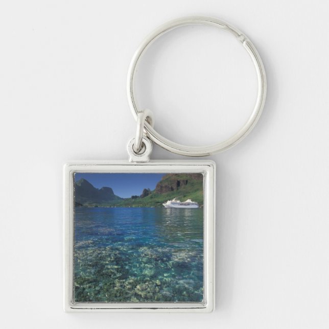 French Polynesia, Moorea. Cooks Bay. Cruise ship Keychain (Front)
