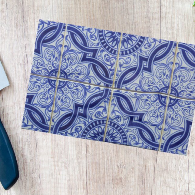 Fresh Blue and White Mediterranean Tile Pattern Kitchen Towel (Add fresh elegance to your kitchen with this blue + white vintage Azulejo pattern tea towel!)