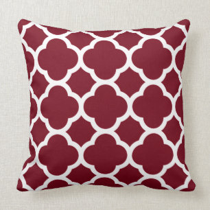 Fresh Picked Cranberries Red Quatrefoil Pattern Throw Pillow