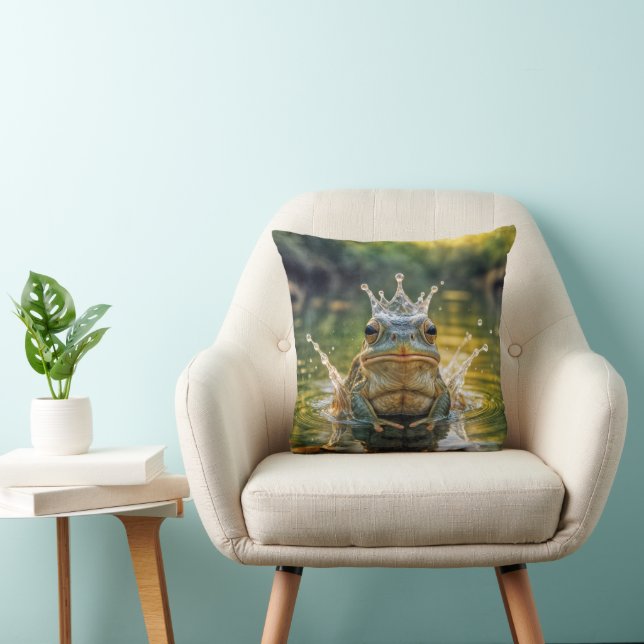 Frog Wearing a Water Splash Crown Throw Pillow (Chair)