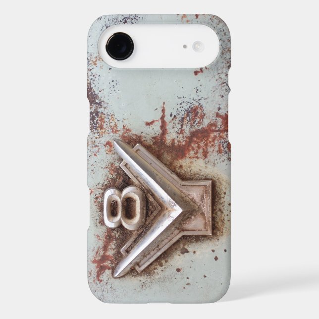 From classic car: Rusty old v8 emblem in chrome Case-Mate iPhone Case (Back)