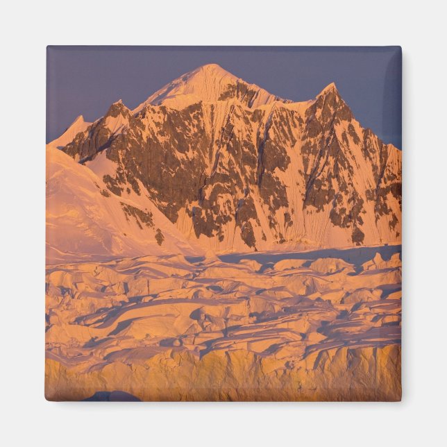 frozen glacial mountain landscape along the magnet (Front)