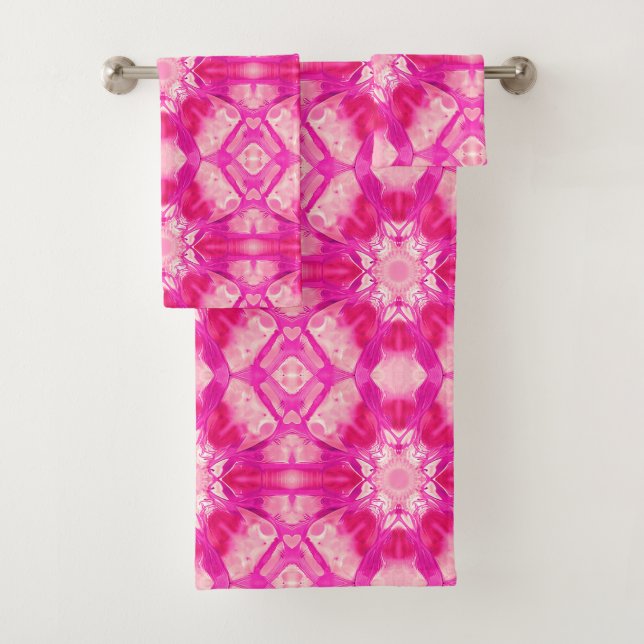 Fuchsia et Pastel Pink Tie Dye Motif (En situation)