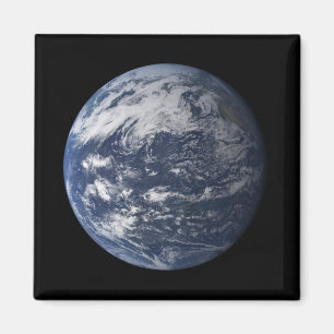 Full Earth centred over the Pacific Ocean Magnet