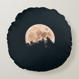 FULL MOON BEHIND A TREE SILHOUETTES ROUND PILLOW