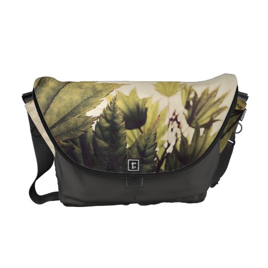 Full moon maple messenger bag