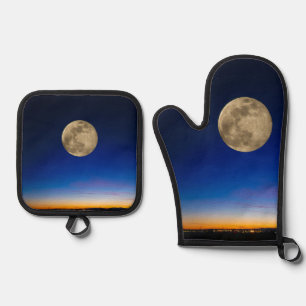 Full Moon Rising Over Sunset Oven Mitt & Pot Holder Set