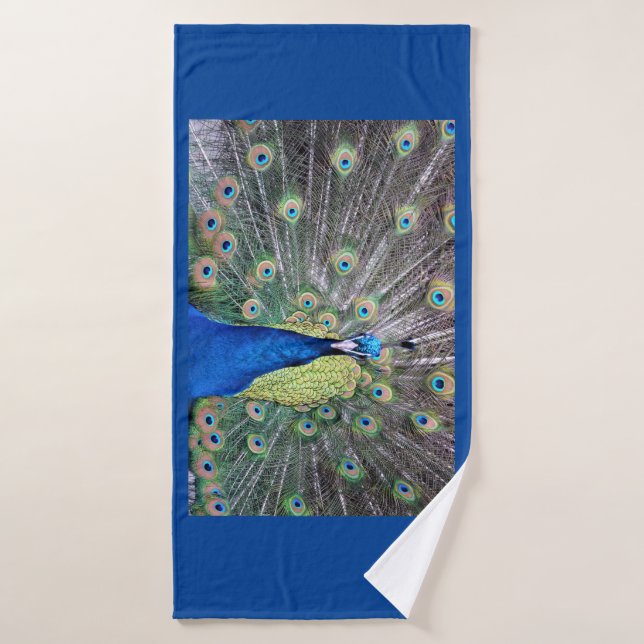 Full Sized Bath Towel With Peacock Design (Bath Towel)