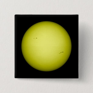Full view of the Sun 2 Inch Square Button